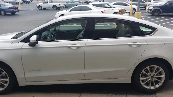 Budget Car Rental Picture 2