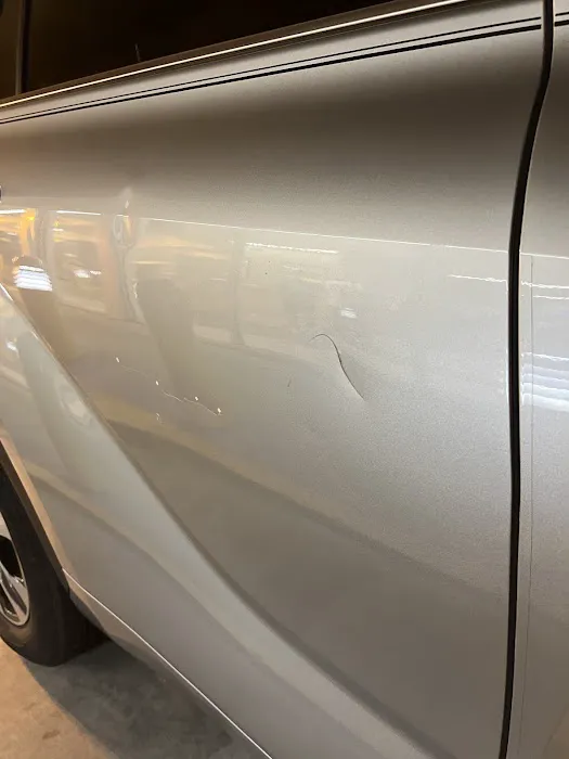 Avis Car Rental Picture 10