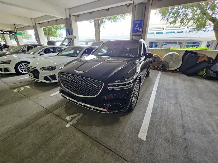 Enterprise Rent-A-Car Picture 9
