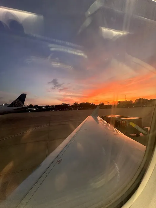 Fox.Rentals- Columbia Metropolitan Airport Picture 7