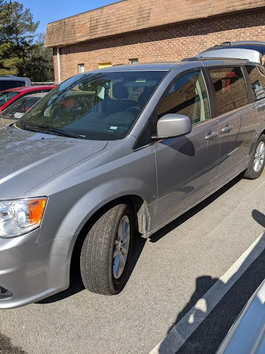 Enterprise Rent-A-Car Picture 8