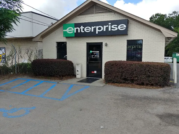 Enterprise Rent-A-Car Picture 5