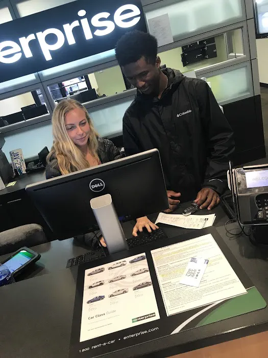 Enterprise Rent-A-Car Picture 9