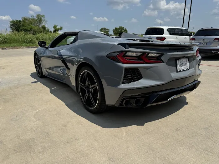 Leozen Exotic & Luxury Car Rentals Houston | Chauffeur & Limo | Picture 8