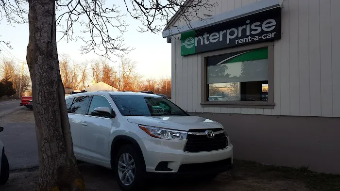 Enterprise Rent-A-Car Picture 2