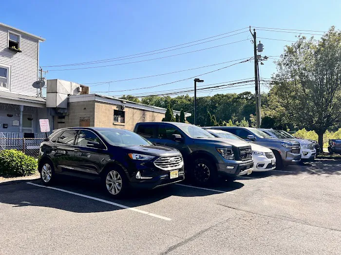 Enterprise Rent-A-Car Picture 2