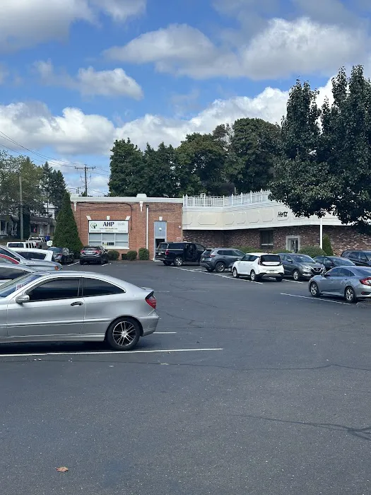 Hertz Car Rental - Norwalk - Main Street Picture 5