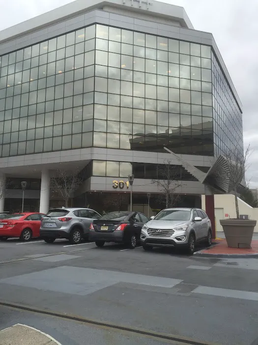 Hertz Car Rental - Norwalk - Main Street Picture 7