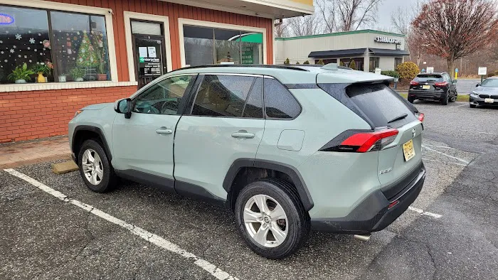 Enterprise Rent-A-Car Picture 7