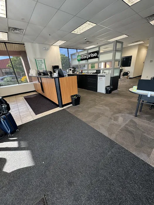 Enterprise Rent-A-Car Picture 4