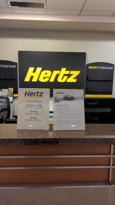 Hertz Car Rental - Madison - Dane County Regional Airport (MSN) Picture 8