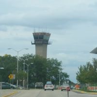 Hertz Car Rental - Madison - Dane County Regional Airport (MSN) ico