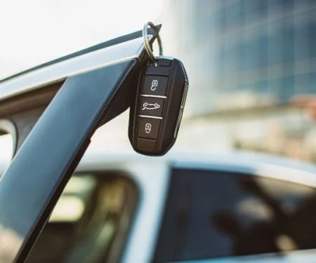 How to Extend Your Car Rental with Hertz