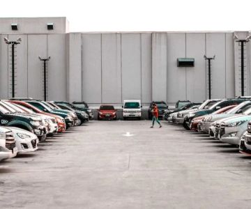 Top Car Rental Locations Near US Airports for Easy Pickup