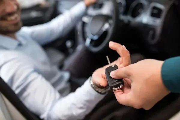 How to Navigate Car Rental Pick-Up and Drop-Off Locations Like a Pro